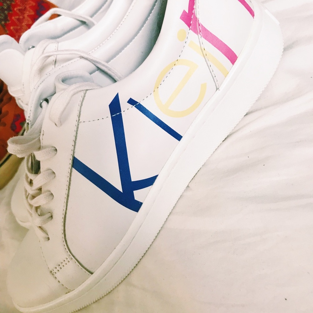 New Calvin Klein White Sneakers / Shoes - Picture 2 of 6